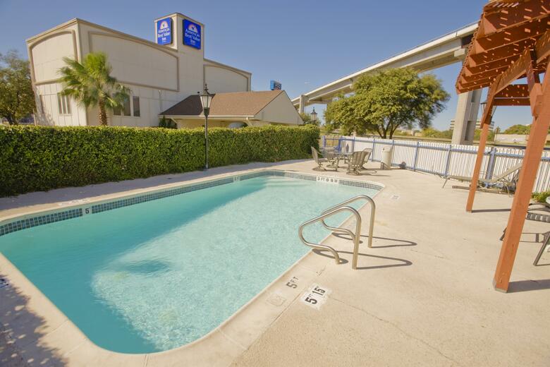 Hotel Americas Best Value Inn