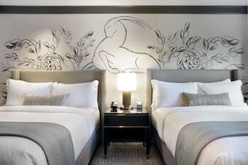 The Gwen A Luxury Collection Hotel
