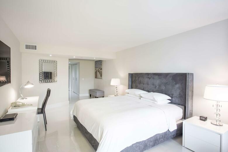 Doubletree Grand Hotel Biscayne Bay