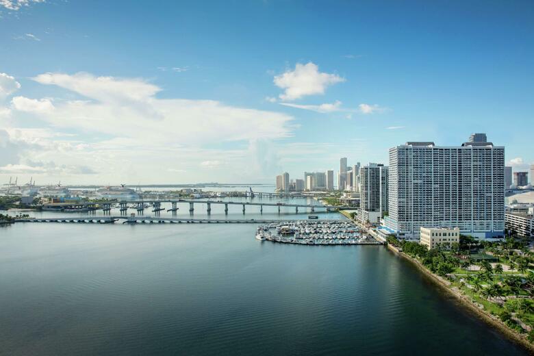 Doubletree Grand Hotel Biscayne Bay
