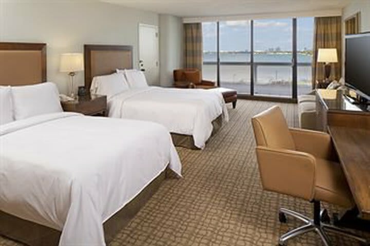 Doubletree Grand Hotel Biscayne Bay