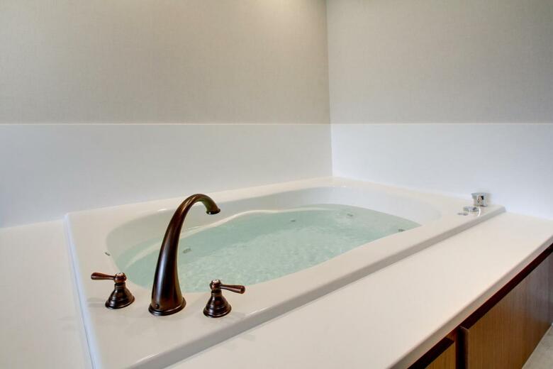 Hotel Holiday Inn Express & Suites Aurora - Naperville