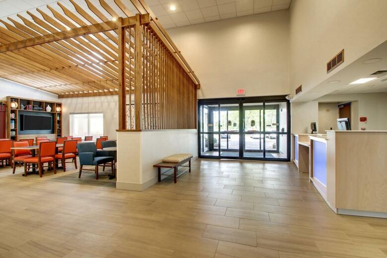 Hotel Holiday Inn Express & Suites Aurora - Naperville