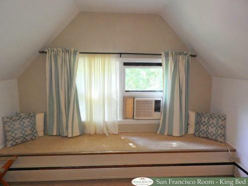 Bed & Breakfast Champaign Garden Inn