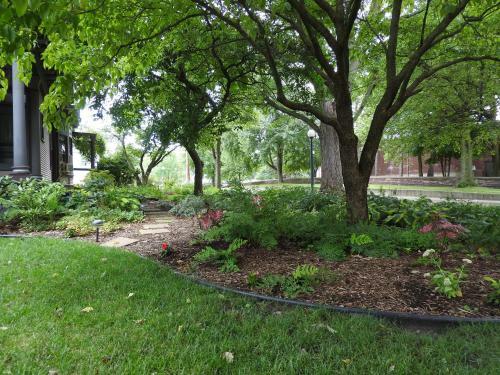 Bed & Breakfast Champaign Garden Inn