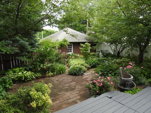 Bed & Breakfast Champaign Garden Inn