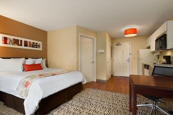 Hotel Hawthorn Suites By Wyndham Chicago - Hoffman Estates