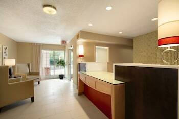 Hotel Hawthorn Suites By Wyndham Chicago - Hoffman Estates