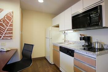Hotel Hawthorn Suites By Wyndham Chicago - Hoffman Estates