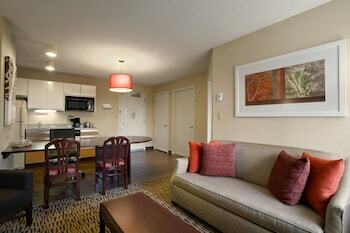 Hotel Hawthorn Suites By Wyndham Chicago - Hoffman Estates