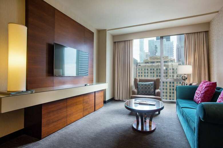 Thewit Chicago, A Doubletree By Hilton Hotel