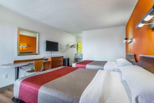 Motel 6 Mount Vernon