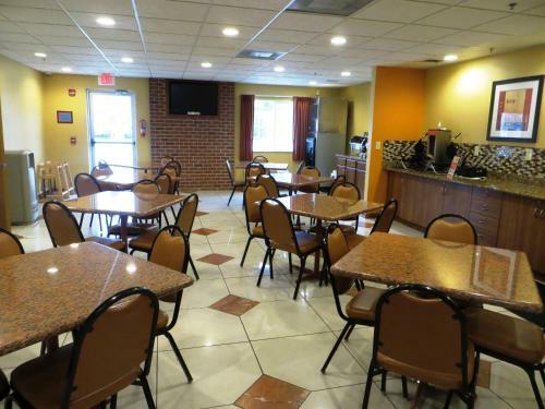Hotel Microtel By Wyndham South Bend Notre Dame University