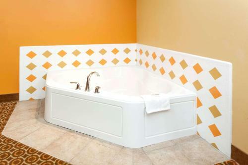 Hotel Microtel By Wyndham South Bend Notre Dame University