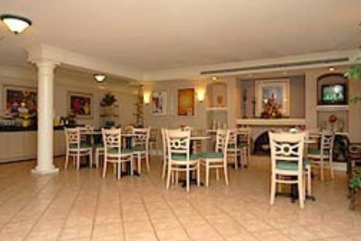 Hotel La Quinta Chula Vista