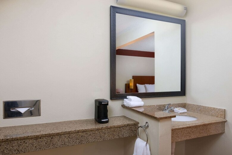 Hotel La Quinta Inn & Suites Savannah - Southside