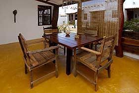 Hotel Tropicana & Bonaire Fun Apartments (.)