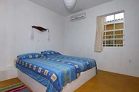 Hotel Tropicana & Bonaire Fun Apartments (.)