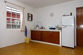Hotel Tropicana & Bonaire Fun Apartments (.)