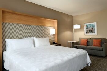 Holiday Inn Hotel & Suites Council Bluffs