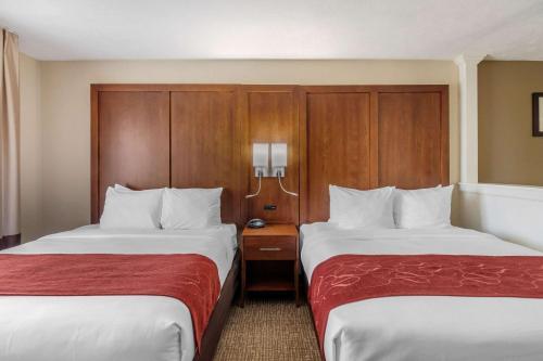 Hotel Comfort Suites Speedway - Kansas City