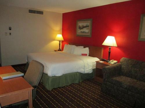 Salina Ambassador Hotel & Conference Center