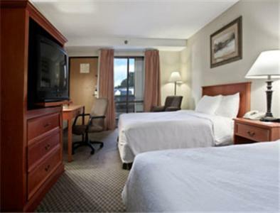 Salina Ambassador Hotel & Conference Center