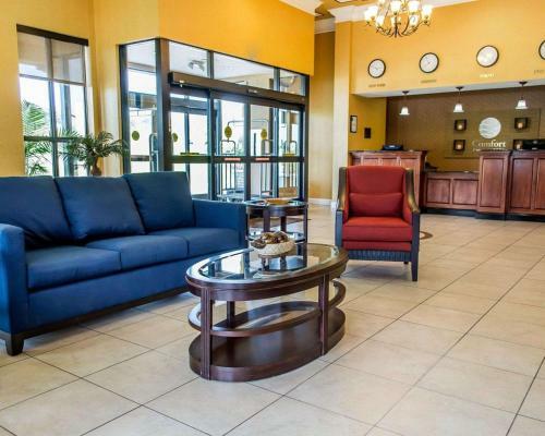 Hotel Comfort Inn And Suites Franklin