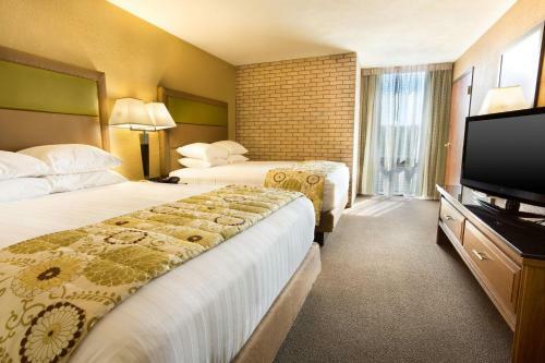 Hotel Drury Suites Paducah