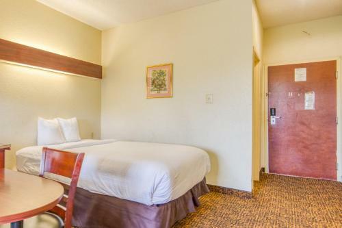Hotel Microtel Inn And Suites