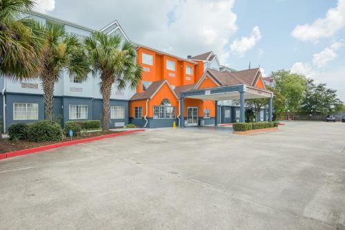 Hotel Microtel Inn And Suites