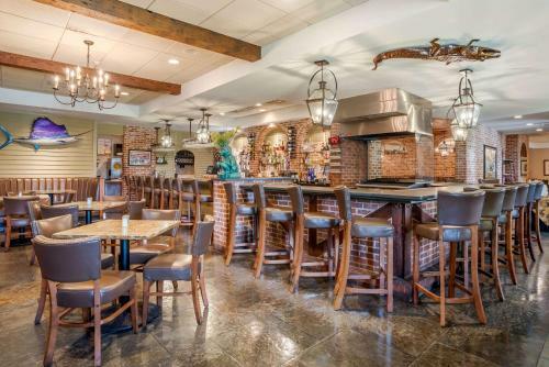 Hotel Clarion Inn Conference Center Gonzales