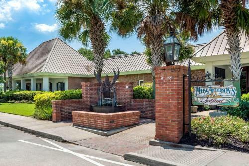 Hotel Clarion Inn Conference Center Gonzales