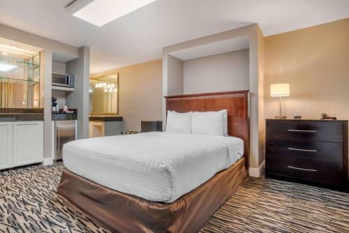 Hotel Clarion Inn Conference Center Gonzales