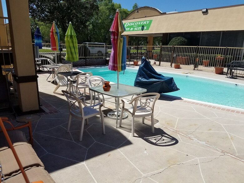 Motel Discovery Inn