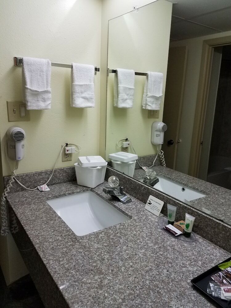 Motel Discovery Inn