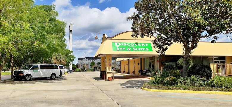 Motel Discovery Inn