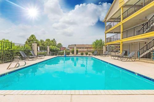 Motel Super 8 Metairie