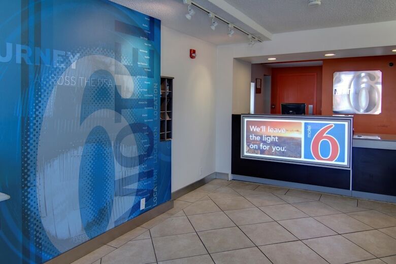 Motel 6 West Monroe