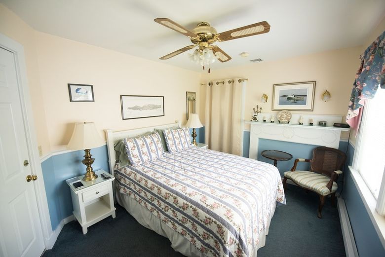 Bed & Breakfast Anne's White Columns Inn