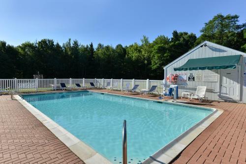 Hotel Acadia Inn