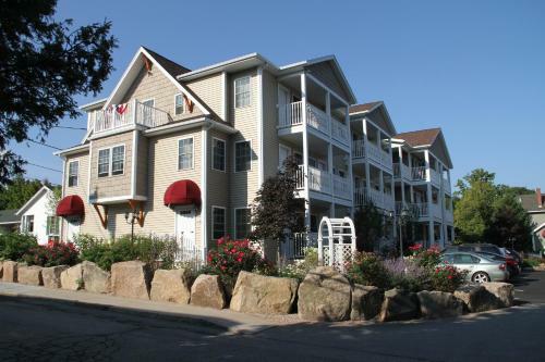Hotel Bar Harbor Manor