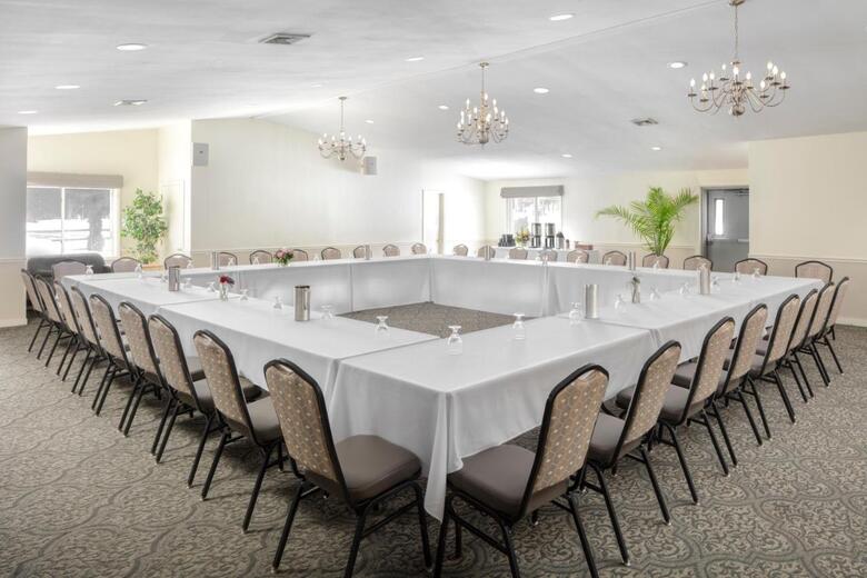 Atlantic Oceanside Hotel & Conference Center