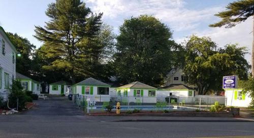Hotel Lighthouse Cabins