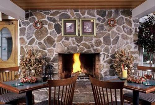 Hotel Meadowmere Resort