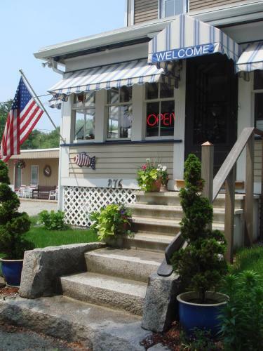 Posada Coast Village Inn And Cottages