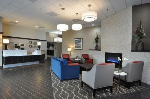 Merit Hotel & Suites