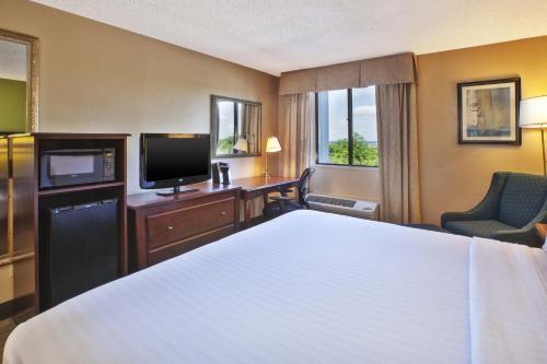 Hotel Holiday Inn Express And Suites Germantown