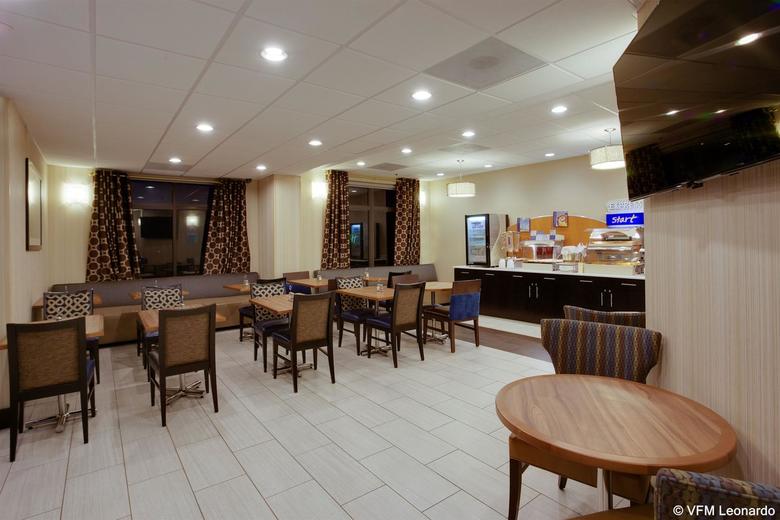 Hotel Holiday Inn Express & Suites Laurel Lakes