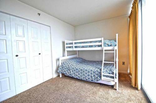 Apartamento Century I 702